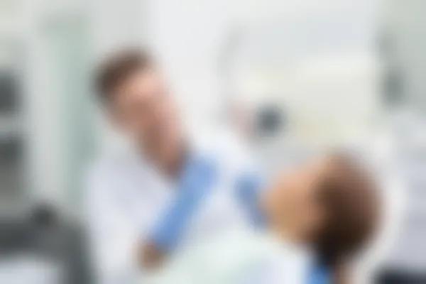 济南维乐口腔种植牙费用曝光，隐适美矫正价格及医院推荐一览，了解详细信息！