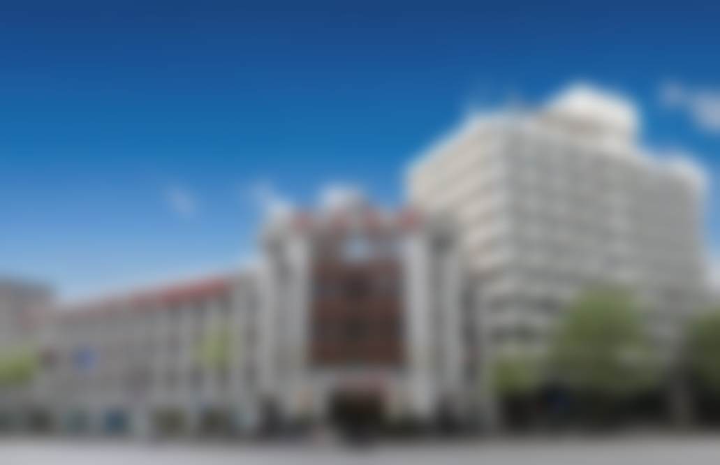 成都医大口腔医院种植牙费用全解析