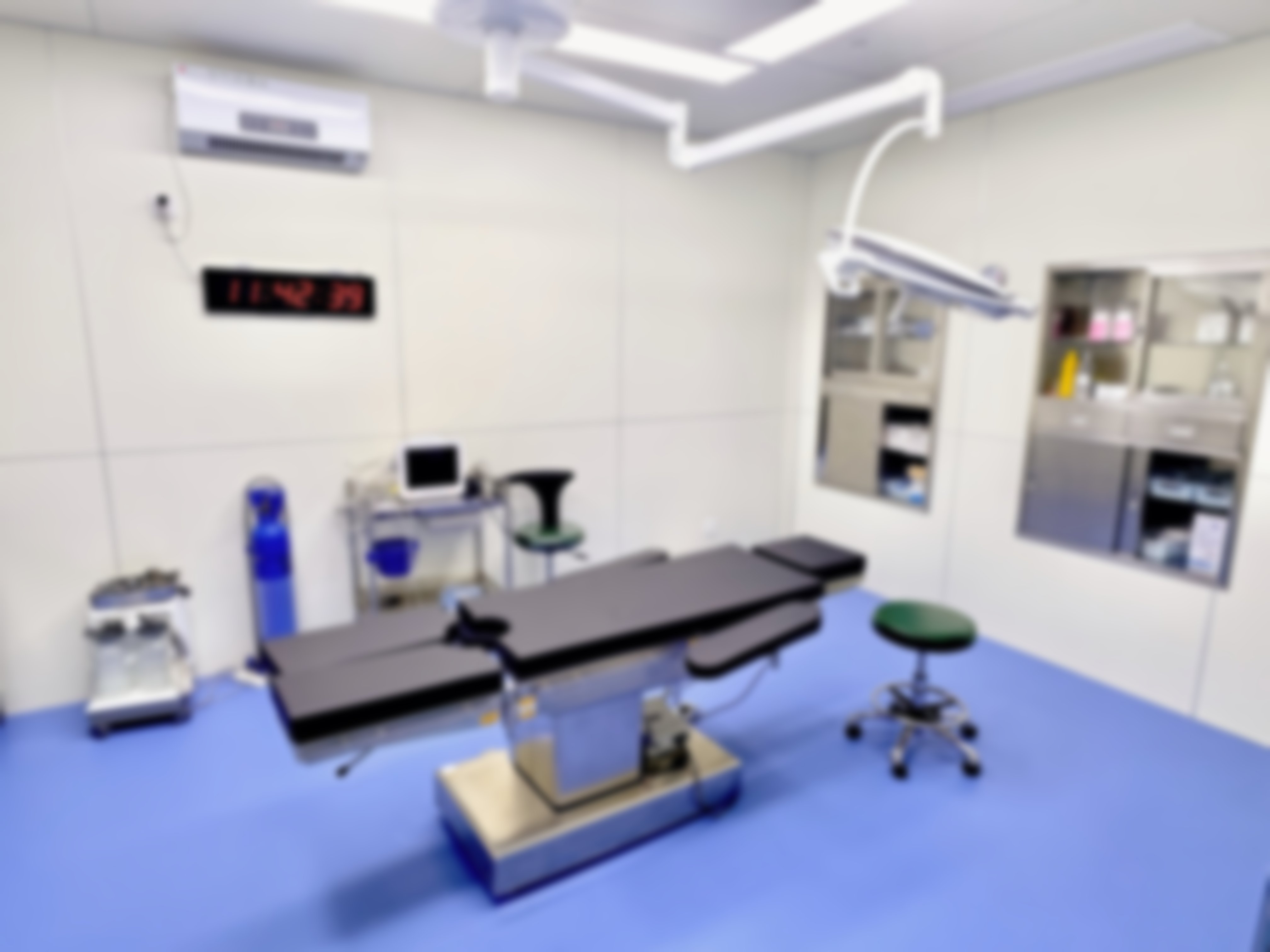 专精背景深厚，临床经验多